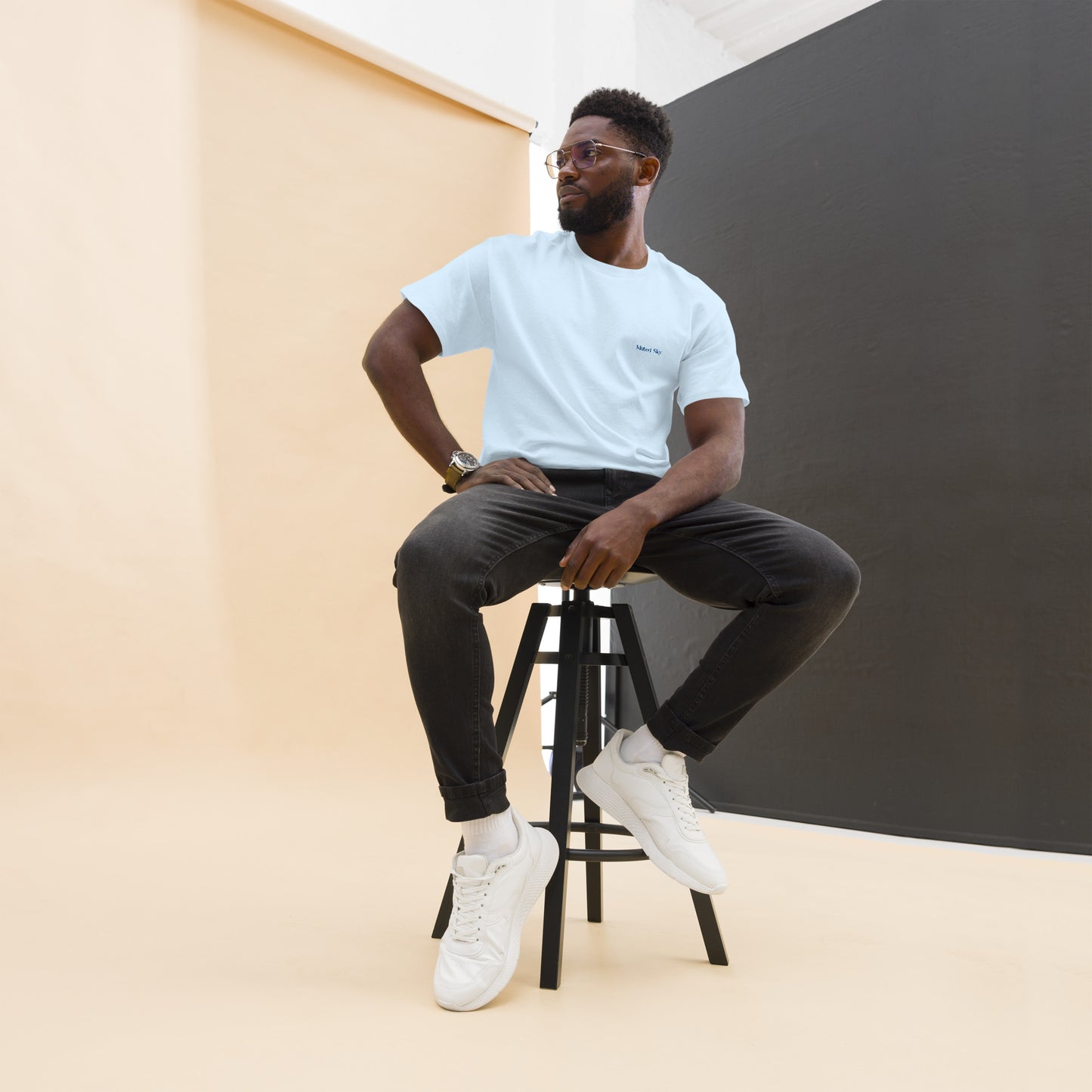 Beach Day Embroidered Tee Light Blue